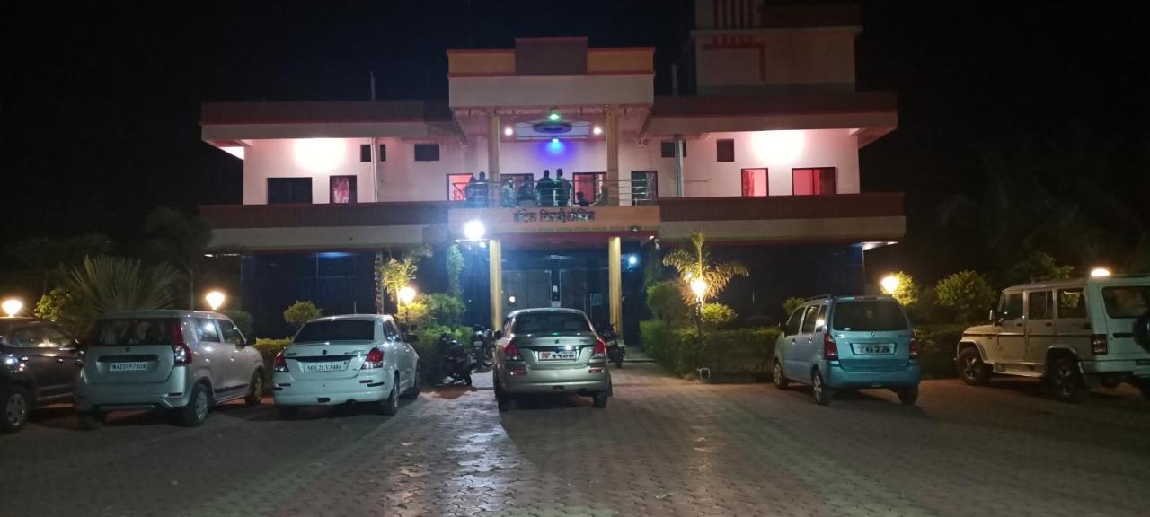 Hotel Nisarg Lodging And Restaurant Aurangābād Exterior foto