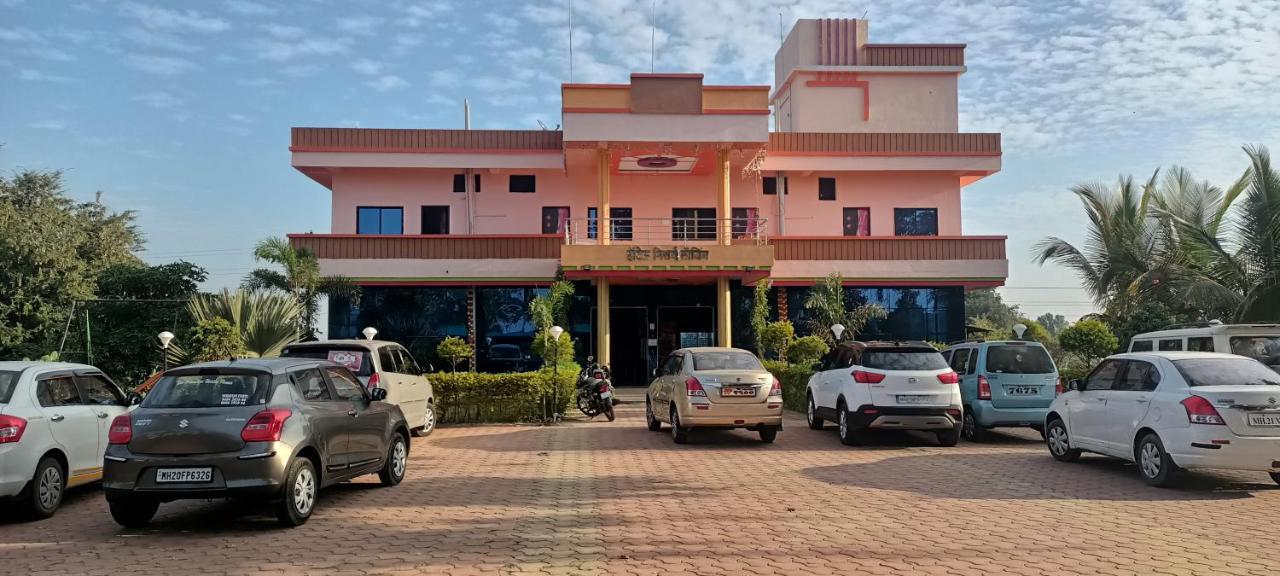 Hotel Nisarg Lodging And Restaurant Aurangābād Exterior foto
